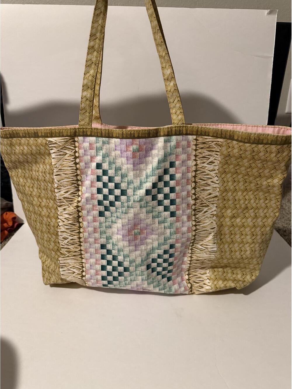 Beautiful Women’s Handbag